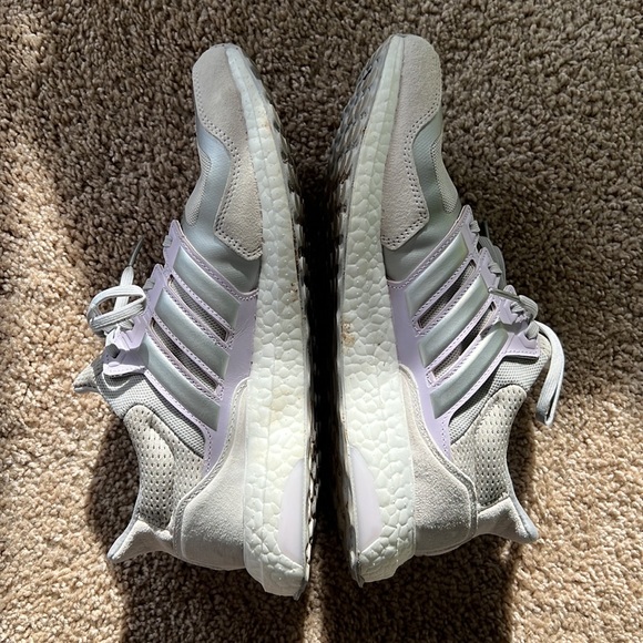 Adidas ultraboosts continental 9.5 - Picture 5 of 7